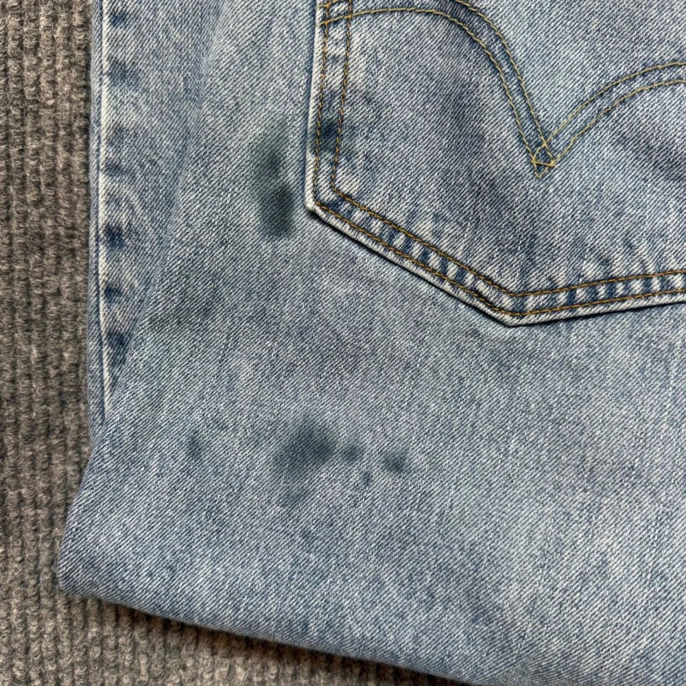 Levi's 505 38x30 Regular‎ Fit Straight Leg Jeans Light Wash Classic Denim
